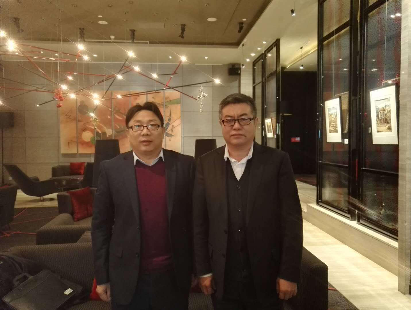 &#20247;&#24425;&#23448;&#32593;&#45;&#40;&#20013;&#22269;&#41;&#32929;&#20221;&#26377;&#38480;&#20844;&#21496;